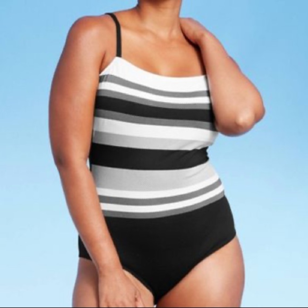 Kona Sol black Textured High Coverage 1Pc Swimsuit Medium
